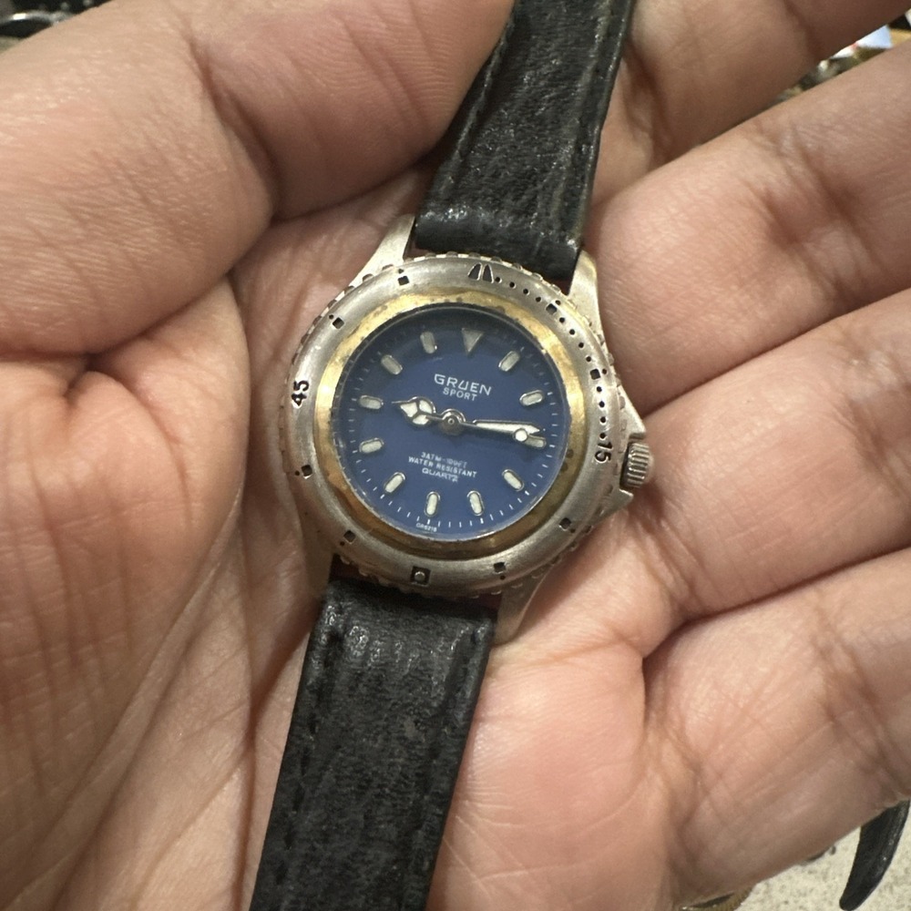 Working Vintage Gruen Sport Blue Dial Swiss Ladies Watch Rotating Bezel 29mm Run